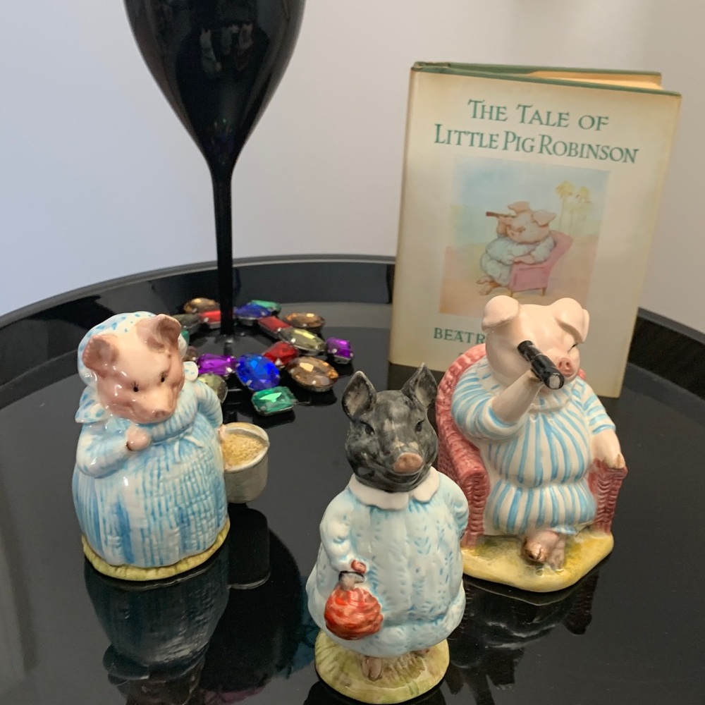 Royal Doulton’s Beatrix Potter Whimsical Pig Trio Who Loves Piggy Wiggys…